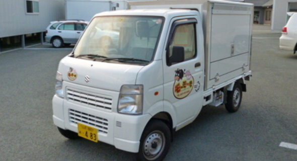 モーモー号での移動販売