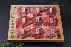 「焼肉名匠　山牛」山形店にプロフィギュアスケーターの宇野昌磨さんご来店